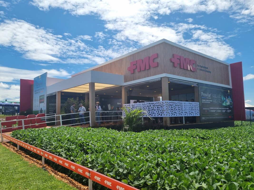 FMC apresenta no Show Safra 2025 soluções para as culturas de milho, soja e algodão, com destaque para o Arc™ Farm Intelligence.