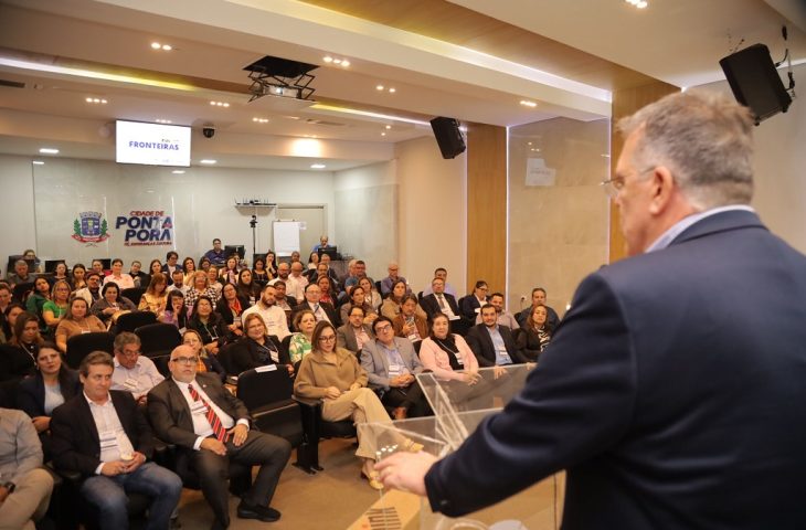 PREFEITO EDUARDO CAMPOS EM REUNIAO SAUDE NAS FRONTEIRAS.