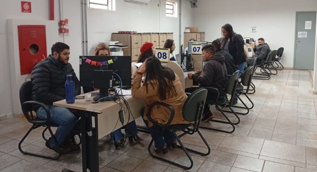 Os contribuintes poderão aderir ao programa por meio de termo de acordo assinado pessoalmente ou por representante legal na Central do Cidadão (Foto: Divulgação/Assecom).