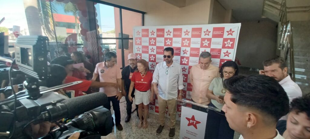 PT/MS empossa nova direção estadual com presença de lideranças e militância PT/MS empossa nova direção estadual com presença de lideranças e militância