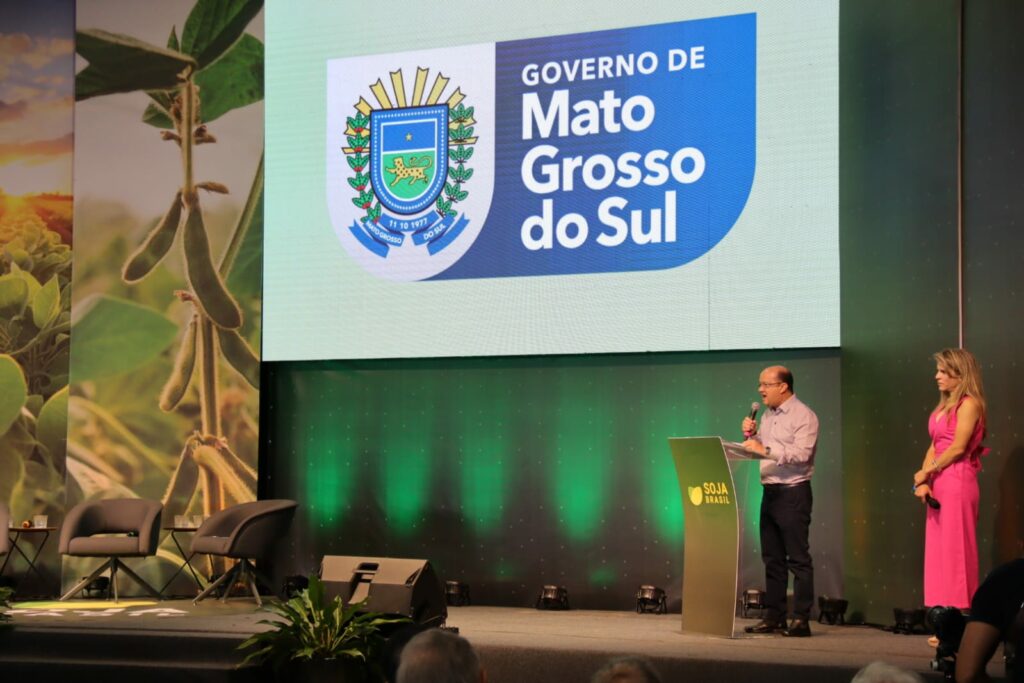 Mato Grosso do Sul inicia plantio da maior safra de soja da história, com expectativa de colher mais de 15 milhões de toneladas Mato Grosso do Sul inicia plantio da maior safra de soja da história, com expectativa de colher mais de 15 milhões de toneladas