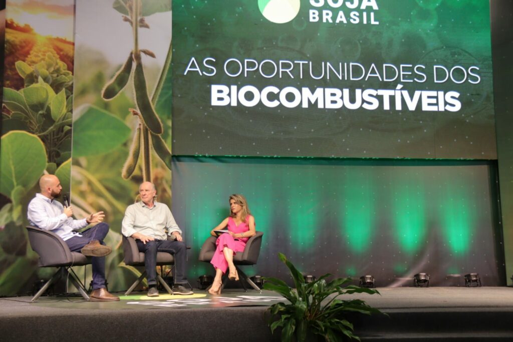 Mato Grosso do Sul inicia plantio da maior safra de soja da história, com expectativa de colher mais de 15 milhões de toneladas Mato Grosso do Sul inicia plantio da maior safra de soja da história, com expectativa de colher mais de 15 milhões de toneladas