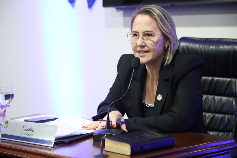 A presidente da Câmara de Dourados, vereadora Liandra da Saúde, comemorou, a publicação no Diário Oficial do Estado Obras de pavimentação e drenagem pela Agesul que serão executadas no Residencial Pelicano.