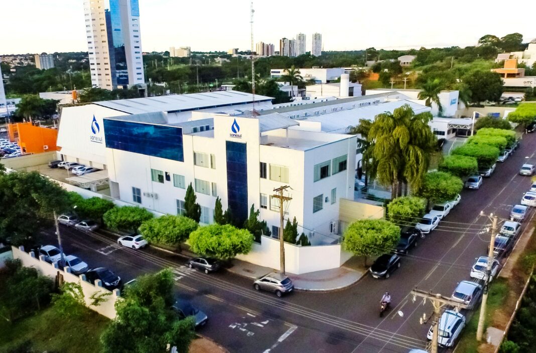 Sanesul avança em eficiência energética ao abrir licitação para aquisição de energia renovável no Mercado Livre, reforçando práticas sustentáveis e reduzindo custos operacionais.