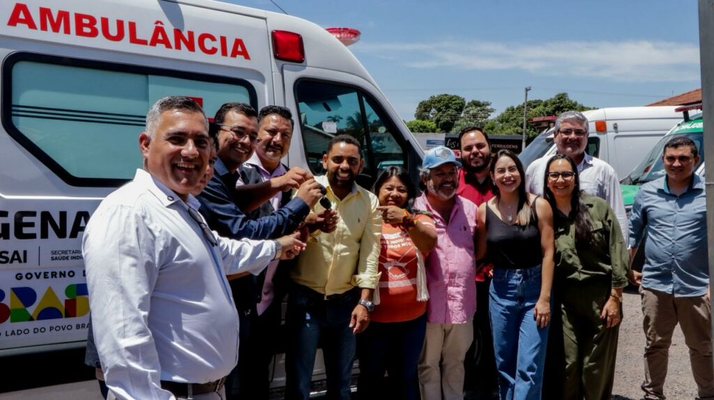 De Ponta Porã a Bonito: Bernardo cumpre roteiro de homenagens e entregas no estado