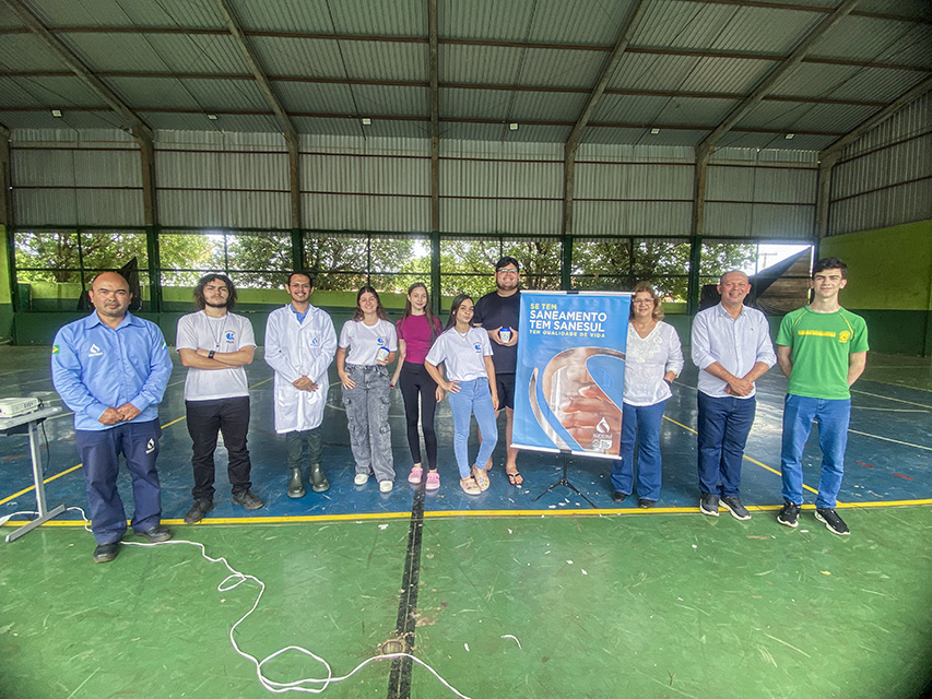 Sanesul realiza ação educativa sobre reuso de água e sustentabilidade em escola de Ivinhema