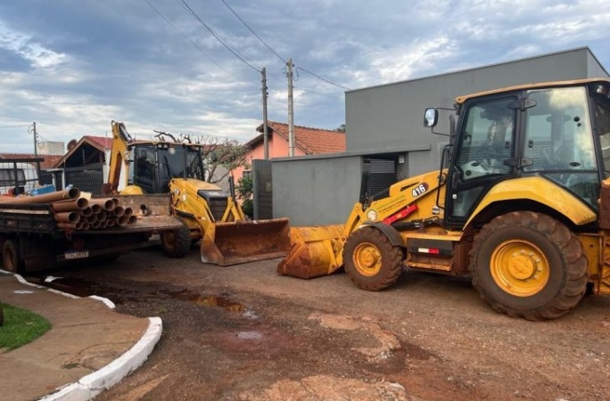 Investimento da Sanesul em obras de saneamento na cidade de Dourados.