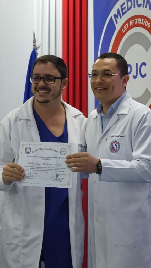 UCP-PJC outorga Certificados de Mérito Acadêmico a estudantes destaques do curso de Medicina