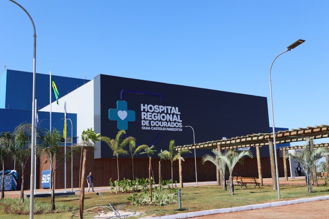 Deputado Zé Teixeira apresenta requerimento cobrando a divulgação dos números reais de atendimentos no Hospital Regional de Dourados (Foto: Divulgação)