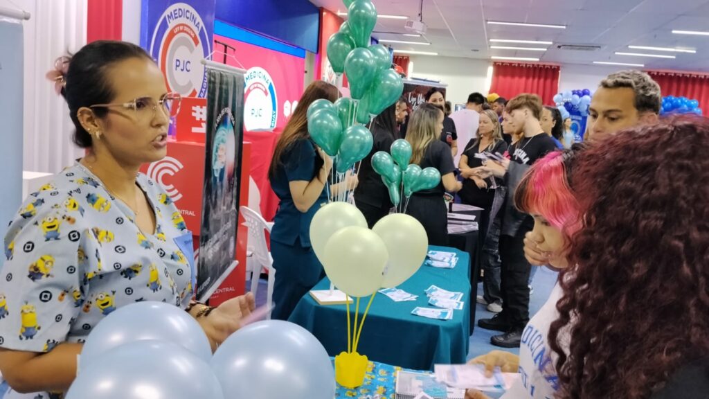 Congresso Anual das Ligas de Medicina movimenta o auditório da UCP, campus Pedro Juan Caballero, em parceria com a Universidade Interamericana Congresso Anual das Ligas de Medicina movimenta o auditório da UCP, campus Pedro Juan Caballero, em parceria com a Universidade Interamericana