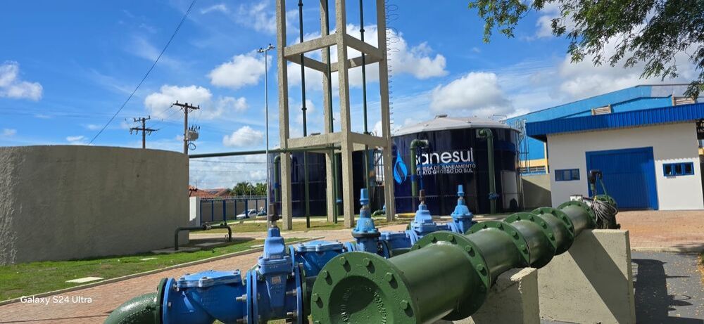 Reservação e tubulações garantem segurança hídrica à população de MS. (Foto: Acom)