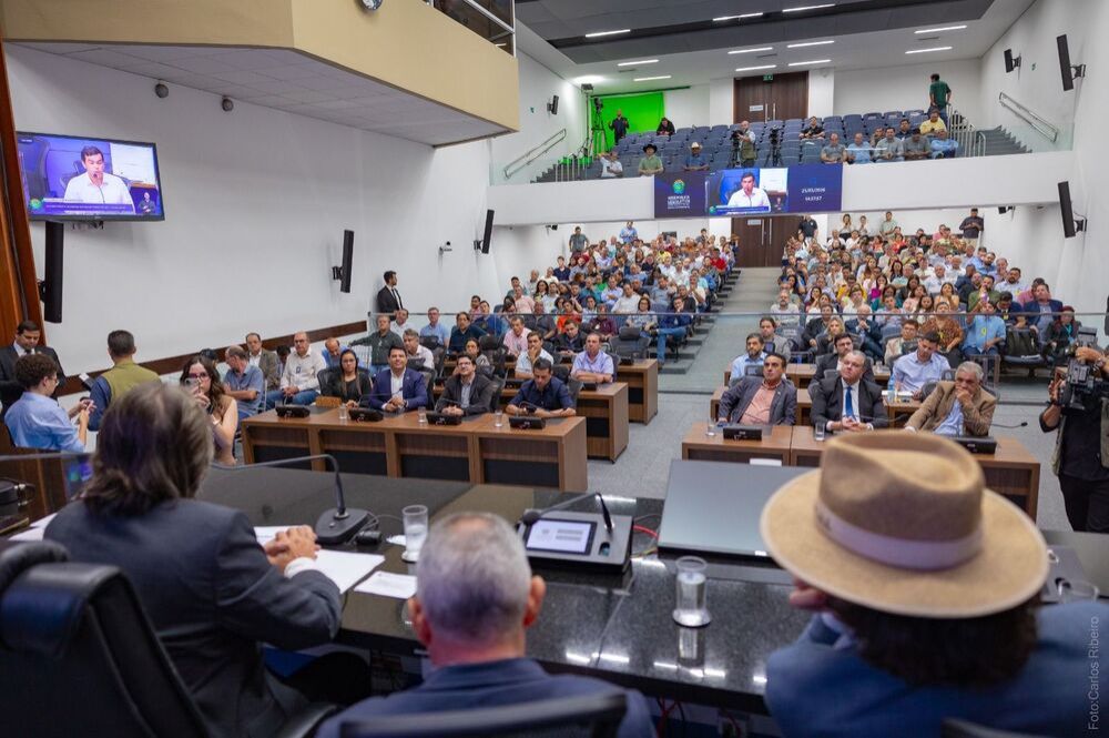Audiência pública lotou o plenário da Assembleia. (Foto: Alems)