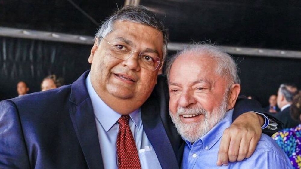 Lula com o ministro, Flávio Dino em agenda pública. Foto: Reprodução)