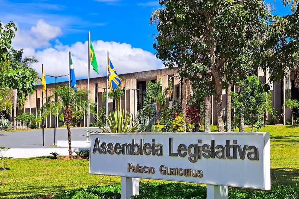 Vista da fachada da Assembleia no Parque dos Poderes. (Foto: Alems)