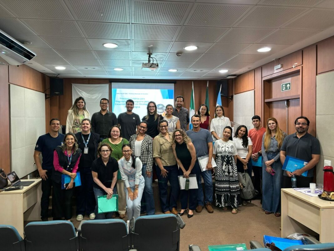Dourados reforça combate ao câncer de pele com treinamento médico (Foto: Assecom)