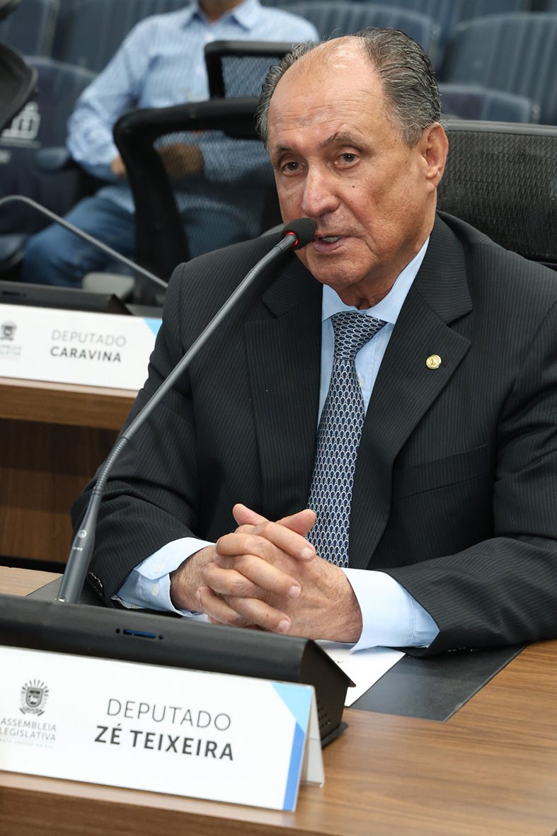 Segurança viária e asfalto: Zé Teixeira apresenta solicitações para Dourados
