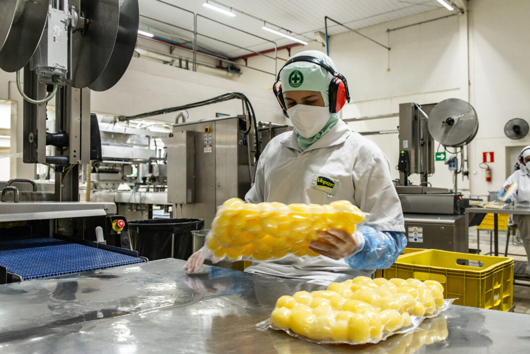 Empresas deixam de olhar apenas para a reciclagem e passam a combater resíduos direto na fábrica