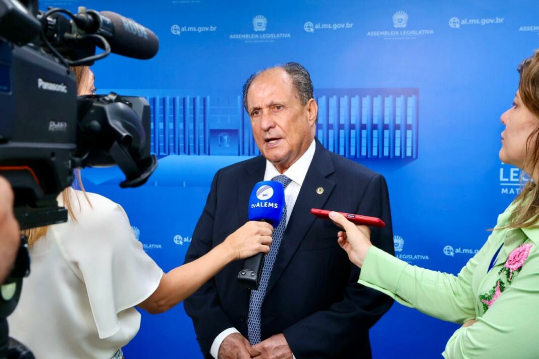 Zé Teixeira busca garantir água em Dourados e segurança na Capital
