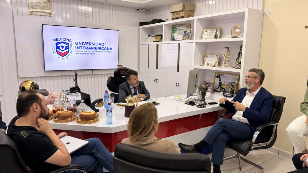 Universidad Interamericana avalia nova tecnologia para ampliar preparação dos alunos ao Revalida