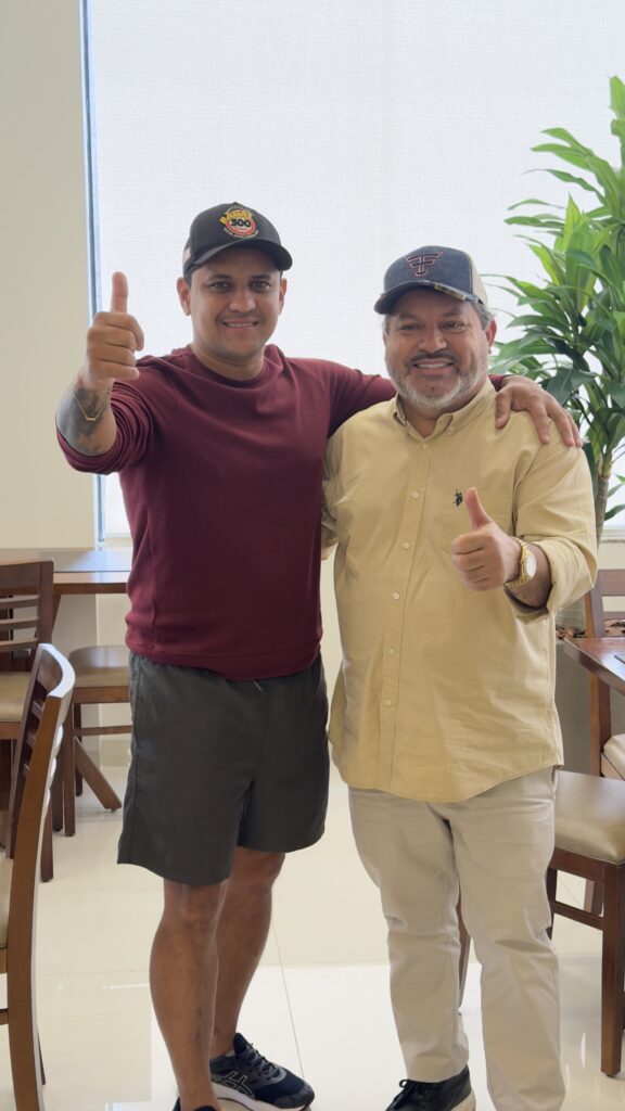 Carlos Bernardo recebe apoio de lideranças políticas e comunitárias do Vale do Ivinhema Carlos Bernardo recebe apoio de lideranças políticas e comunitárias do Vale do Ivinhema
