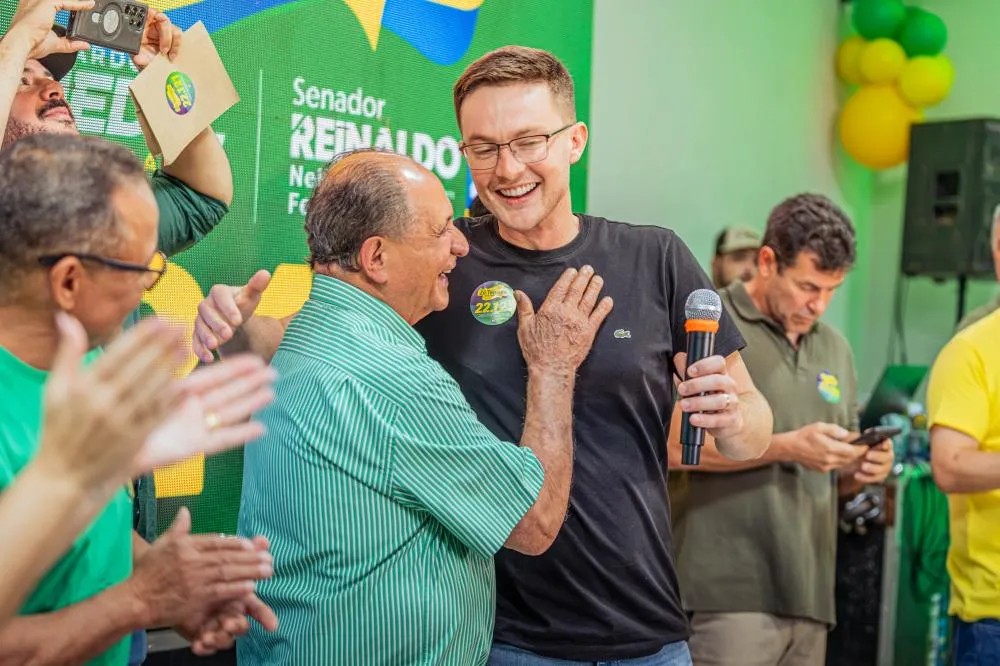 Zé Teixeira consolida alianças por Rio Brilhante em grande evento de campanha Zé Teixeira consolida alianças por Rio Brilhante em grande evento de campanha