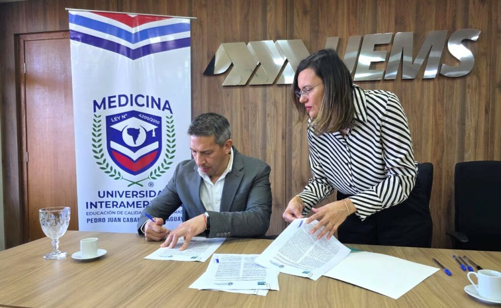 Em Dourados, UEMS e Universidad Interamericana assinam acordo de cooperação internacional
