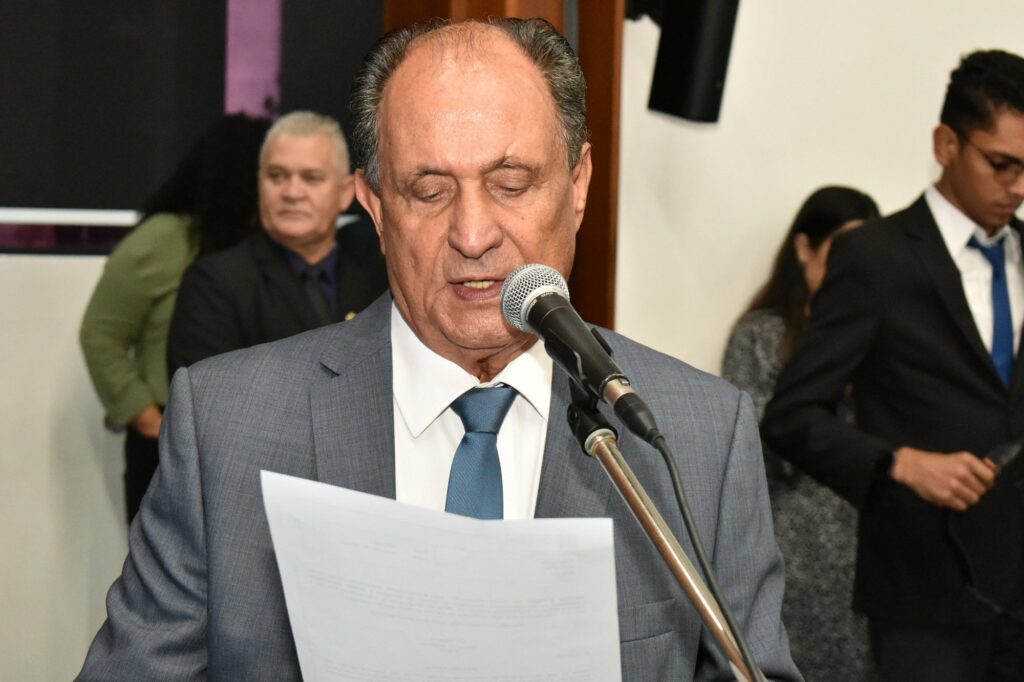 Deputado Zé Teixeira solicita restauração urgente da MS-141 Deputado Zé Teixeira solicita restauração urgente da MS-141