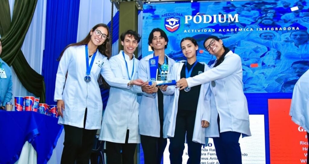 Universidad Interamericana: Atividades Acadêmicas Integradas garantem inovação e integração no ensino médico