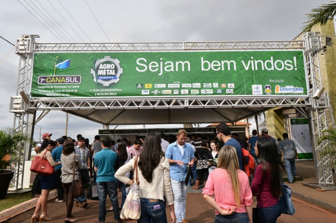 Canasul & Agrometal supera expectativa e gera R$ 113 milhões Canasul & Agrometal supera expectativa e gera R$ 113 milhões