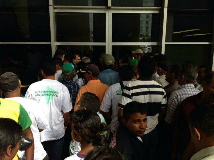Produtores rurais protestam em frente ao Ministério da Justiça Produtores rurais protestam em frente ao Ministério da Justiça