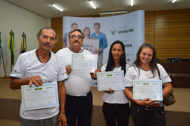 Nova Alvorada do Sul qualifica mais de 130 trabalhadores do campo através do Senar/MS e parceiros Nova Alvorada do Sul qualifica mais de 130 trabalhadores do campo através do Senar/MS e parceiros