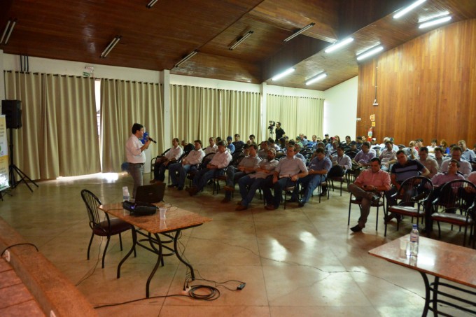 Seminário de Apoio à Pesquisa Agrícola abre ciclo de eventos técnicos da 50ª Expoagro Seminário de Apoio à Pesquisa Agrícola abre ciclo de eventos técnicos da 50ª Expoagro