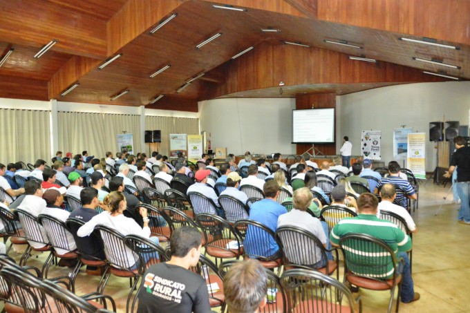 Seminário de Apoio à Pesquisa Agrícola abre ciclo de eventos técnicos da 50ª Expoagro Seminário de Apoio à Pesquisa Agrícola abre ciclo de eventos técnicos da 50ª Expoagro