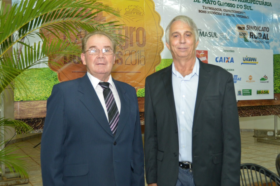Produtores são homenageados na Expoagro Produtores são homenageados na Expoagro