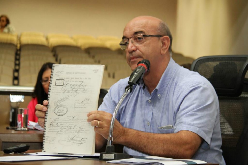 Produtores confirmam na CPI participação do Cimi em invasões Produtores confirmam na CPI participação do Cimi em invasões