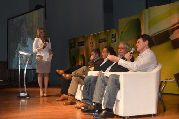 Debates com os especialistas do setor. Foto: Divulgação