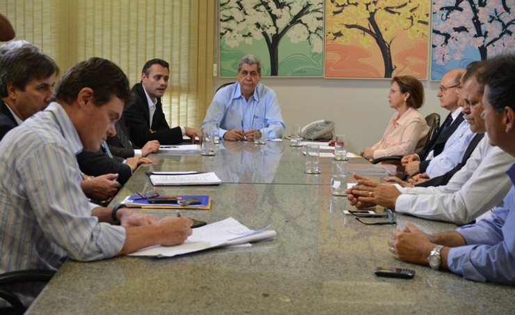 Governo Federal promete apresentar proposta de compra da região da Buriti no dia 11 Reunião onde esteve representantes das partes para saber como vai ficar a situação. Foto: Divulgação