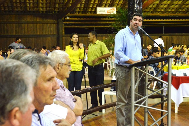 Presidente da Famasul, Eduardo Riedel, durante posse da nova diretoria do Sindicato Rural de Sidrolândia