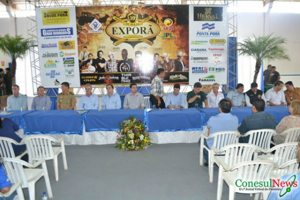 Ponta Porã abre 39ª edição da Exporã Autoridades participam da abertura da exposição. Foto: Conesul news