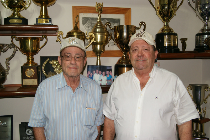 Irmãos Rezende Andrade na expectativa paramais um Leilão histórico na Expoagro Marcio e Kito, preparados para receberem seus convidados no evento que acontece amanhã. Foto: Divulgação