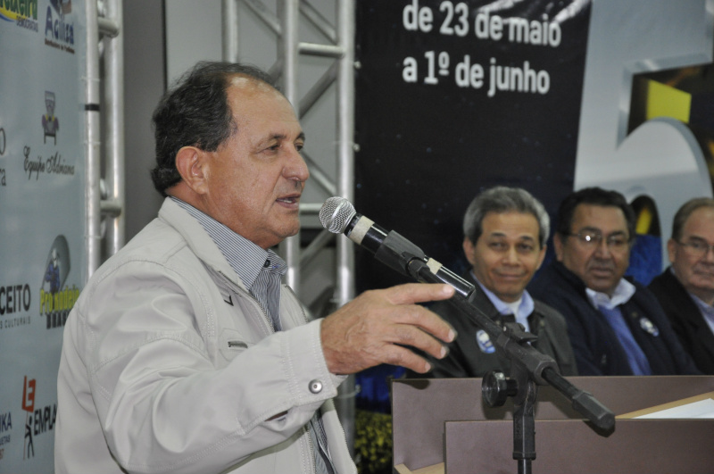 Zé Teixeira é parceiro da Expoagro Zé Teixeira discursa durante solenidade de abertura da 50ª Expoagro. Foto: Hédio Fazan