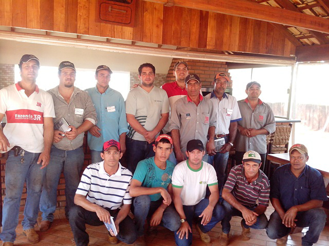 Senar/MS certifica 330 alunos de cursos realizados em Figueirão Turma de Manutenção Preventiva de Trator Agrícola em Figueirão (MS)
