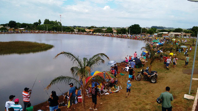 Festa do Peixe realizada em Dourados (MS), em abril de 2015