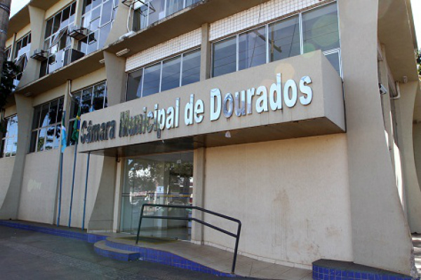 Câmara de Dourados pede manutenção de pontes e estradas Legislativo diz que situação das estradas tem prejudicado o deslocamento da safra agrícola