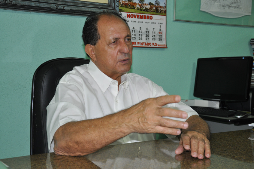 Zé Teixeira defende a suspensão de impostos sobre áreas invadidas