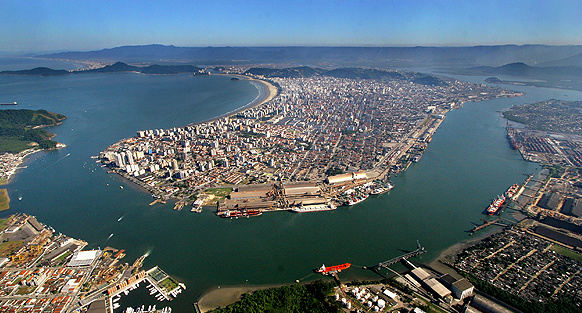 Porto de Santos bate recorde histórico de movimentação de cargas Porto de Santos bate recorde histórico de movimentação de cargas