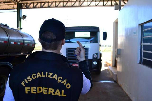 Fiscais em greve à espera do Ministério da Agricultura Foto: Divulgação