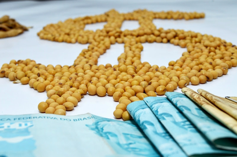 Circuito Aprosoja em Naviraí: especialista propõe colher, plantar e vender sem medo