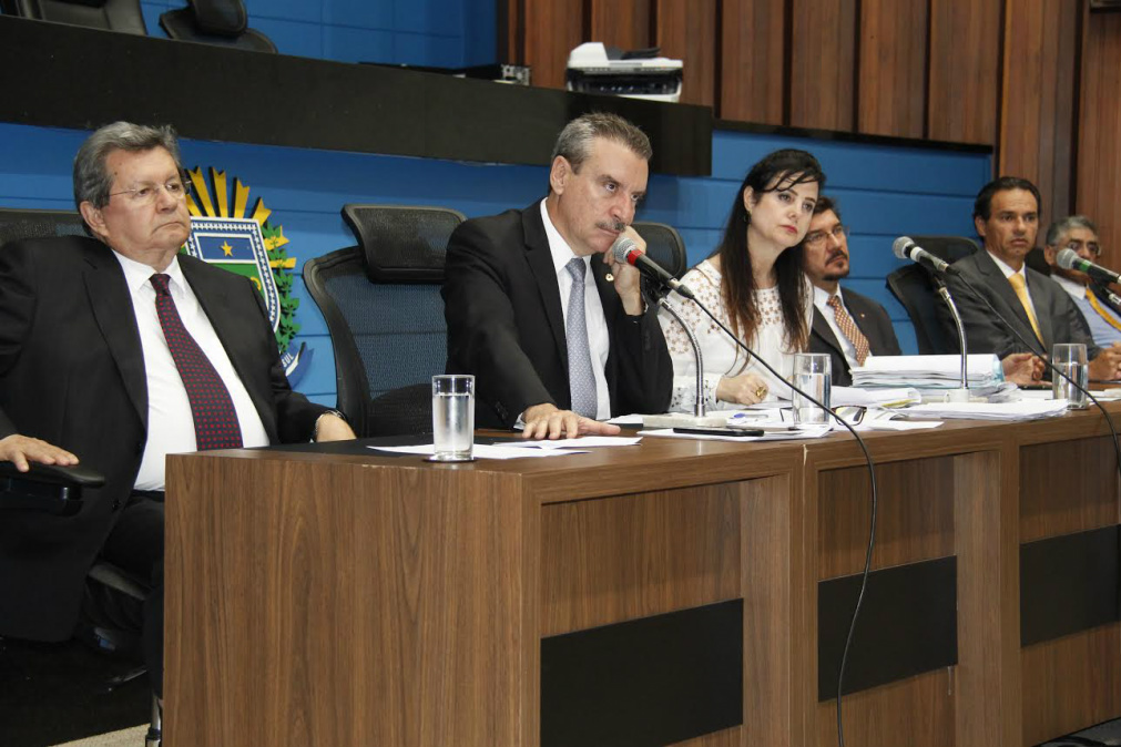 Produtora desmascara ex-assessor do Cimi durante depoimento em CPI