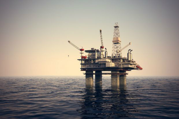 Estoques de petróleo caem nos EUA e impulsionam preços Estoques de petróleo caem nos EUA e impulsionam preços